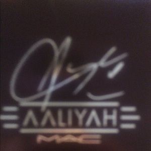 MAC AALIYAH face bronzer brand new color Baby Girl